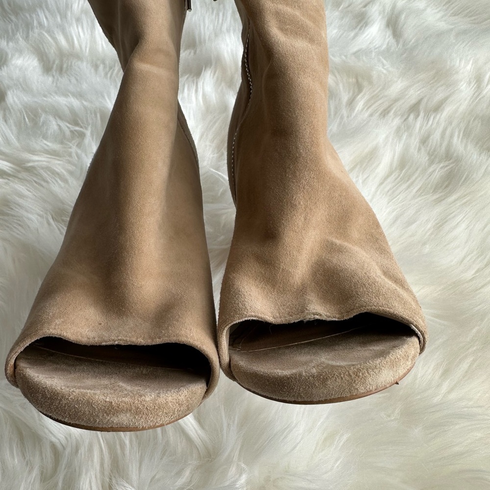 Steve Madden Manzzo Suede Block Heel Peep Toe Bootie in Sand Womens 10 EUC - Picture 6 of 13